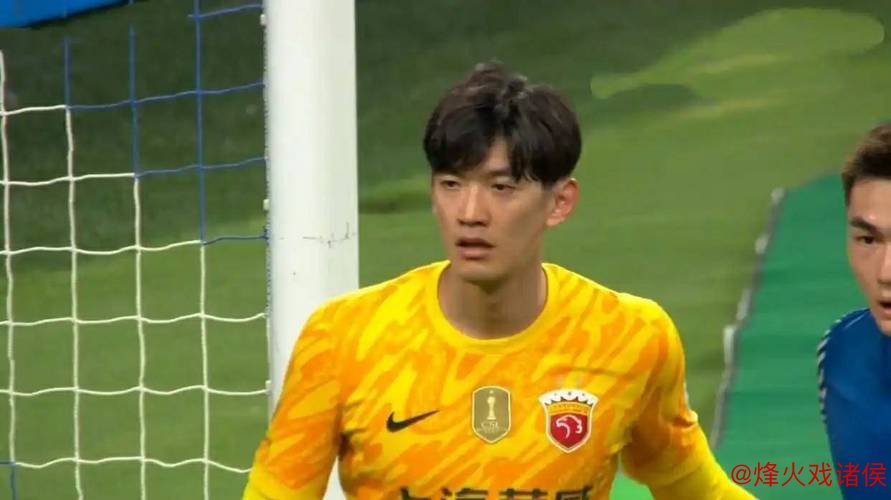 34岁颜骏凌跻身国足60场俱乐部 强调联赛是足球发展根本