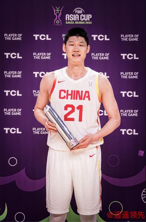 CBA首月月最佳球员出炉 胡金秋和韦瑟斯庞分别当选